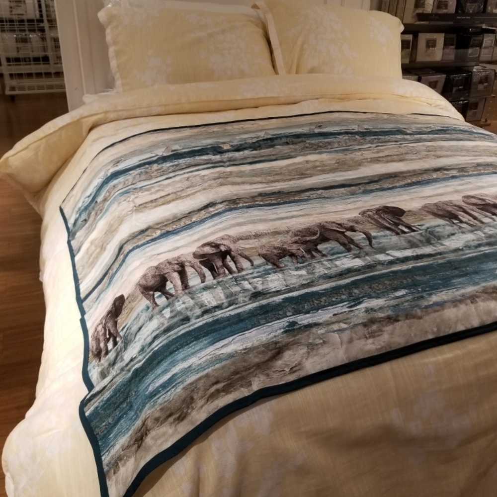 Handmade Elephant Bed Throw - Picture 4 of 7